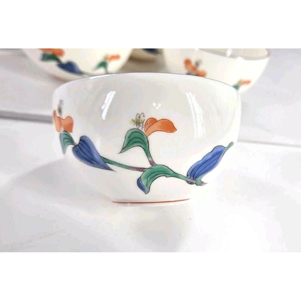 Fukagawa Arita-Yaki Teacup Set Of 5 White Porcelain Floral Yunomi Bowl Gold Tone